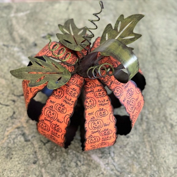 Beautiful Metal Pumpkin. Trick or Treat Halloween Decorations 12” - Picture 4 of 4